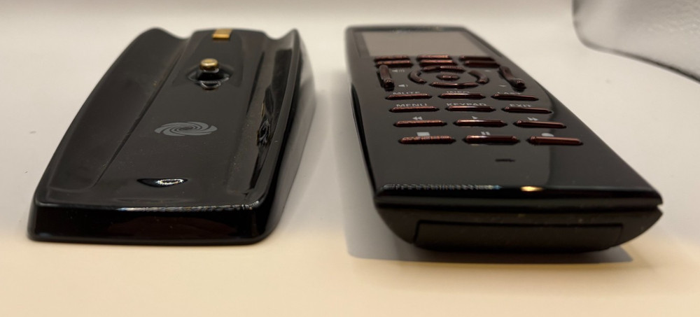 Crestron Prodigy MTX-3-DS 2.8" Handheld Touch Screen Remote (Display Screen)