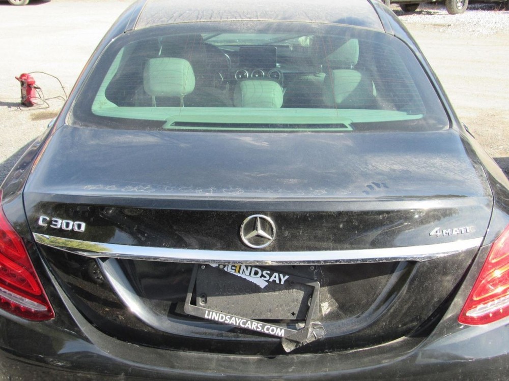 C220 2015 Glove Box 1032253