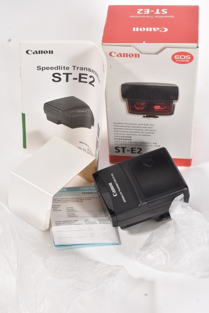 Canon ST-E2 Speedlite Transmitter (NEW OPEN BOX) w/Case