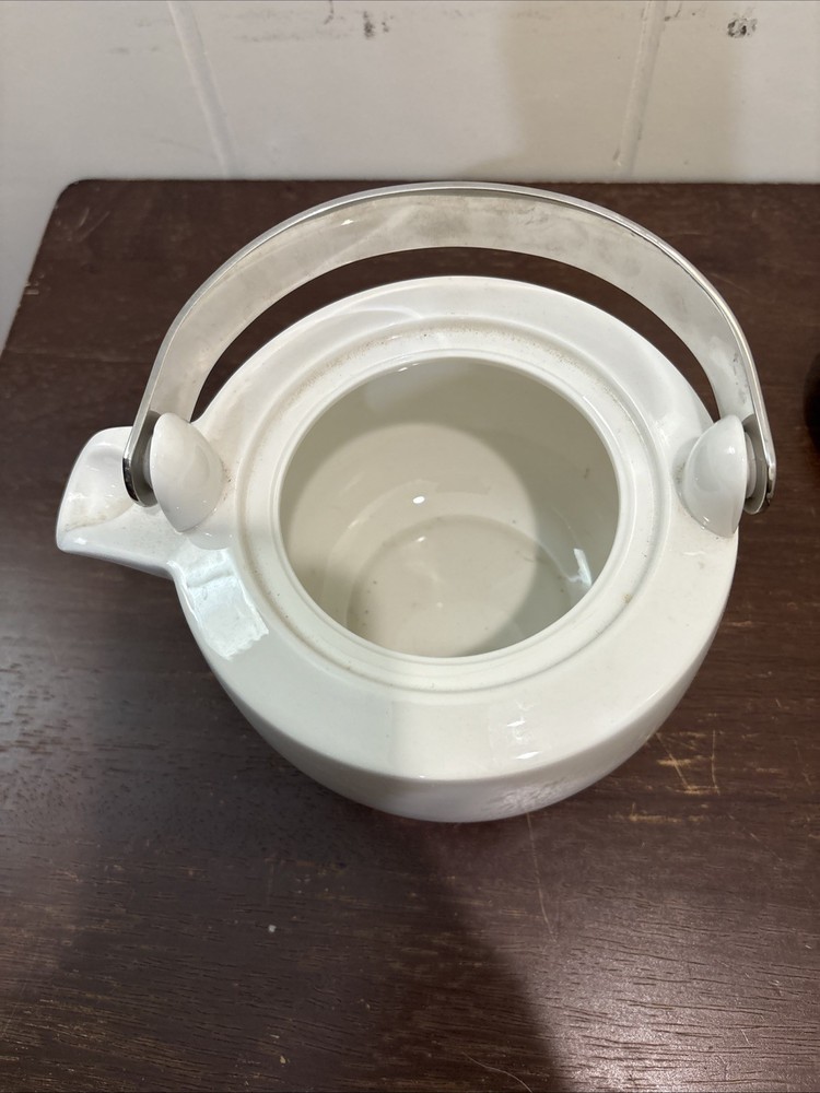 Red Vanilla royal fine china Tea Pot