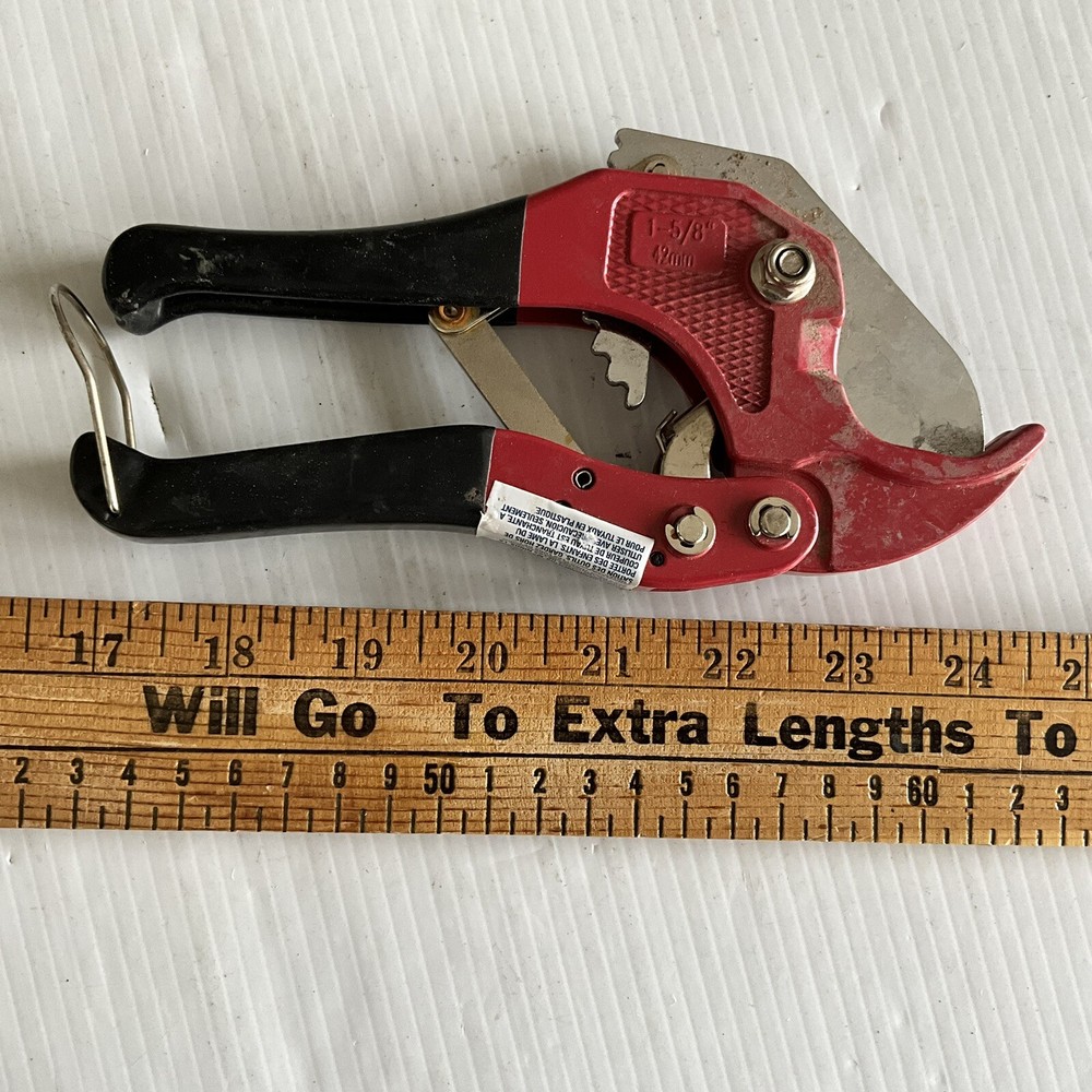 Orbit Ratcheting PVC Pipe Cutter