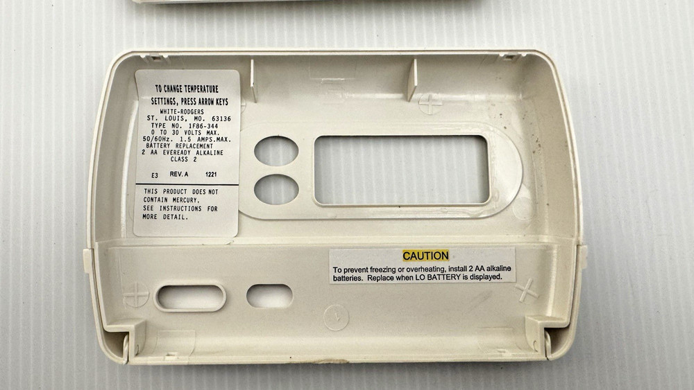 White Rogers Non-Programmable Thermostat 1F86-336 - Nice!