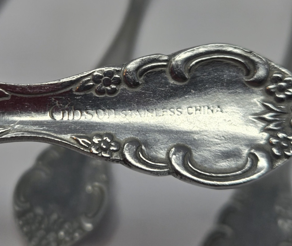 Gibson CLASSIQUE Flatware Teaspoons Oval Dinner & Sugar Spoon -Scroll Floral