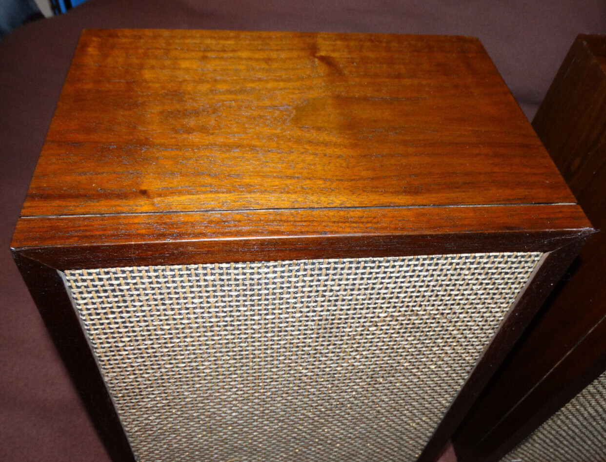 2 Knight Allied 3 way 10" alnico Tweed Vacuum Tube speakers by Utah Sound great!