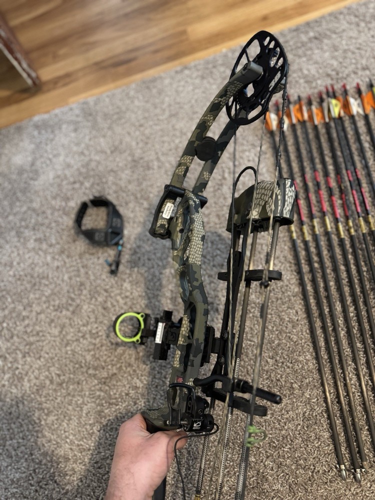PSE Drive Bow