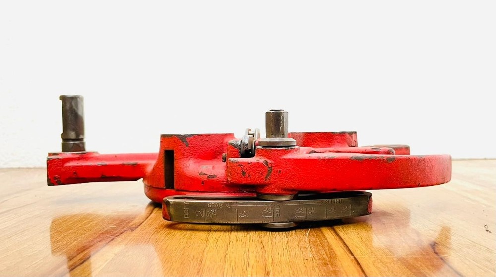 Ridgid Receding Die Head Pipe Threader/Threading Machine 1/2" to 2" BSPT
