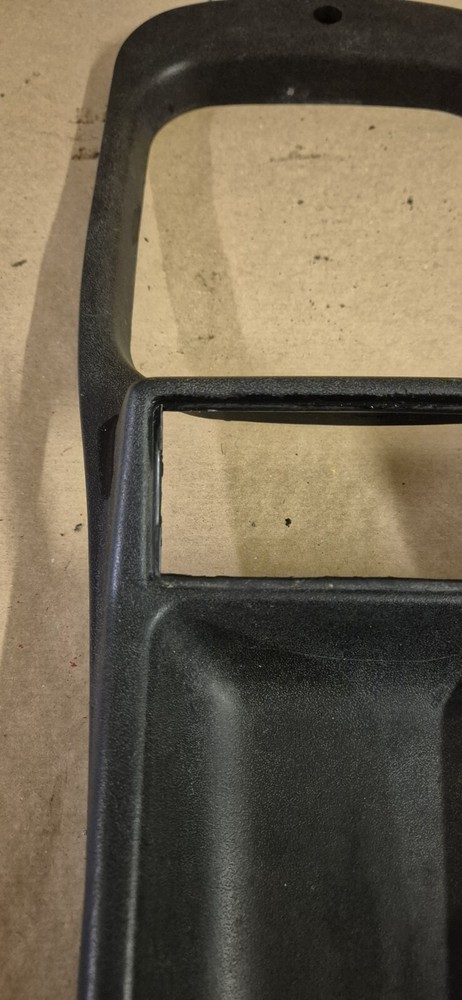 Ford Sierra Mk1 Centre Console Black 83BBA045A74AAW