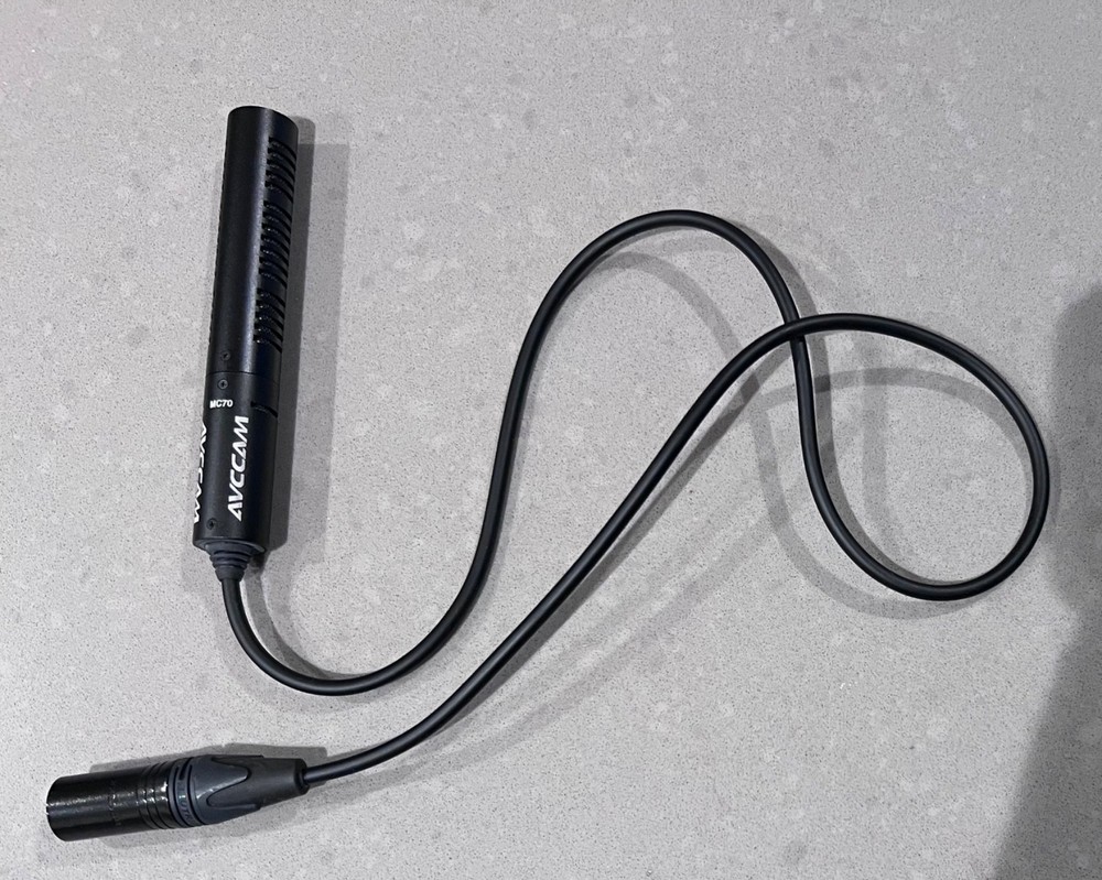 AVCCAM MC70 Powered Shotgun Microphone