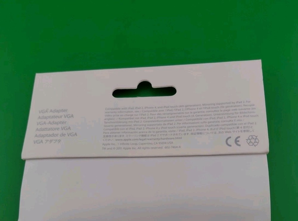 Apple iPad/iPod/iPhone VGA & AV Adapters, Camera Connection Kit, Charging Cable