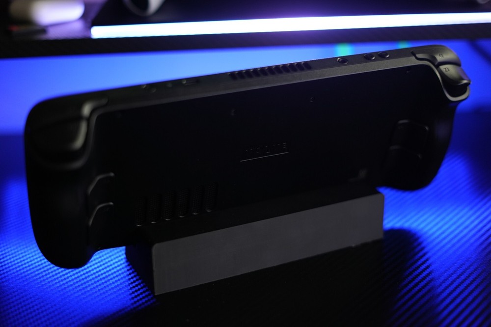 Steam Deck Desk Stand 3D Printed.