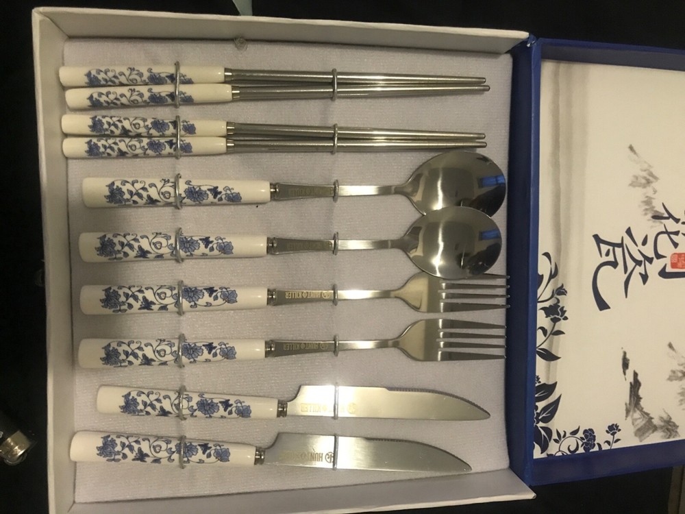 Hunt A Killer Silverware Set 