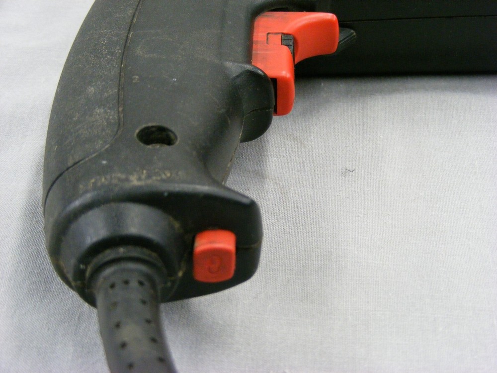 Skil Classic Variable Speed Keyless Chuck Corded 3/8" Drill 6250