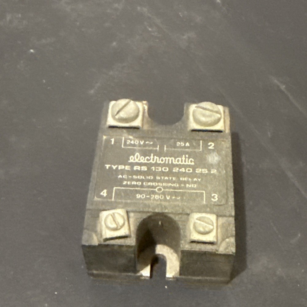 Electromatic Type RS 130 240 25 2 AC-Solid State Relay