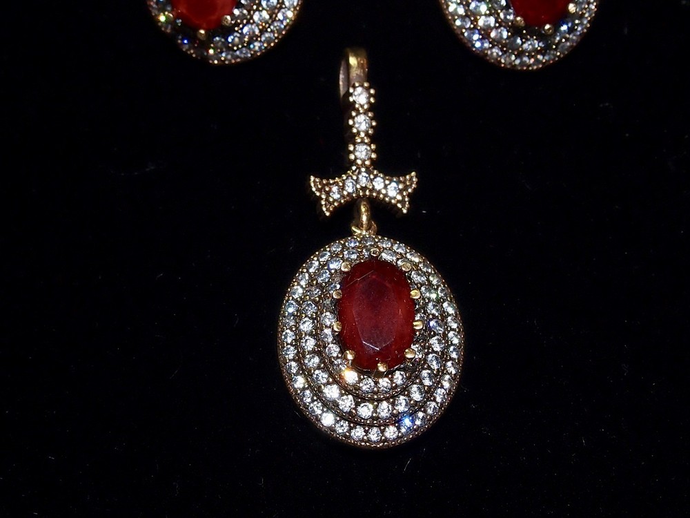 RUBY LITE SILVER SET: EARRINGS and PENDANT with ZIRCONIA STONES