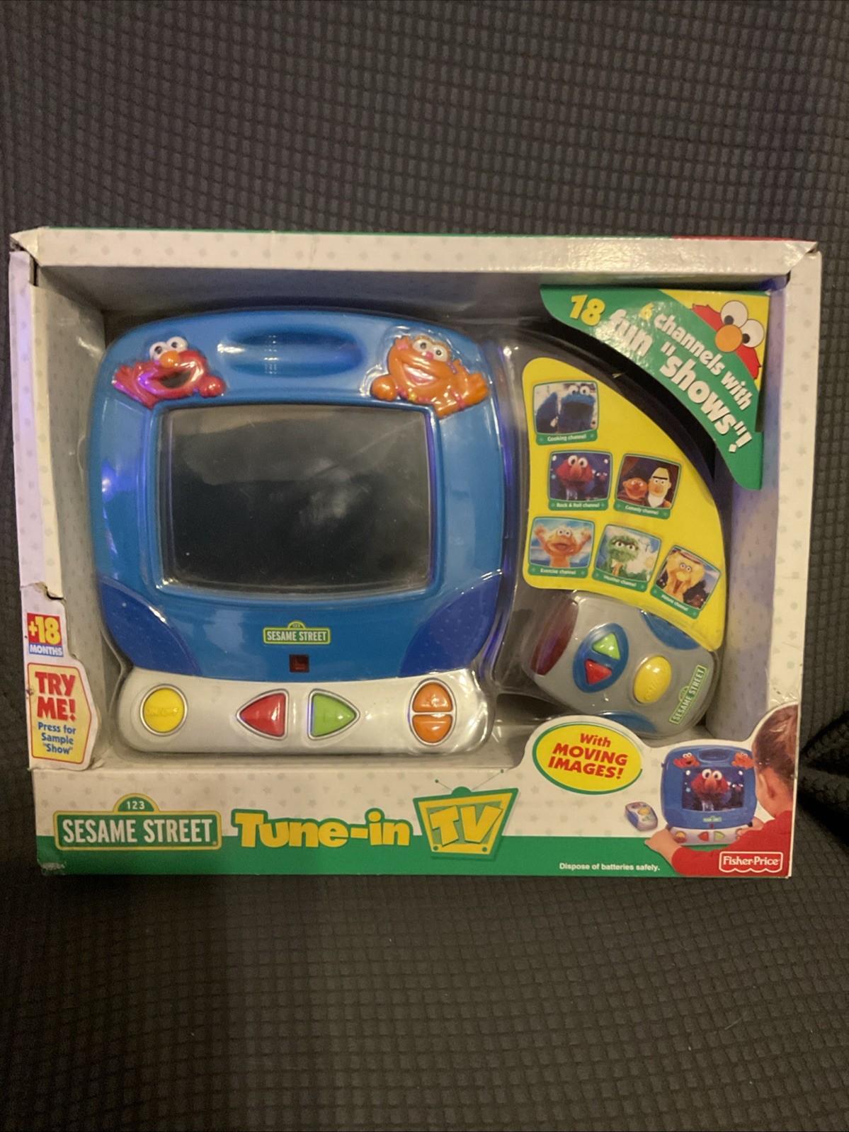 Sesame Street Elmo Tune in TV Toy Kids Electronic Learning Zoey TV NIB