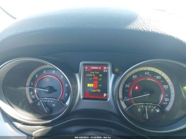 JOURNEY 2017 Glove Box 4751784