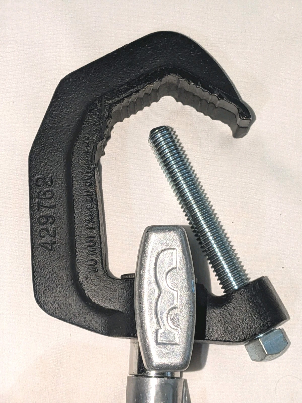 (2) MATTHEWS 429762 Studio Light Hanger Beam CLAMPS w/ MSE Hollywood Grip Heads