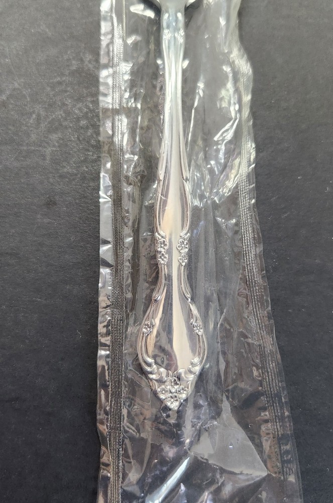 NOS Oneida Community Affection Dinner Fork 7 3/8” Vintage Silver Plated Flatware