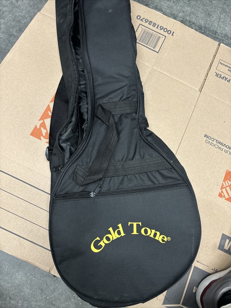 Gold Tone Soft Side Banjo Case. Very Nice.