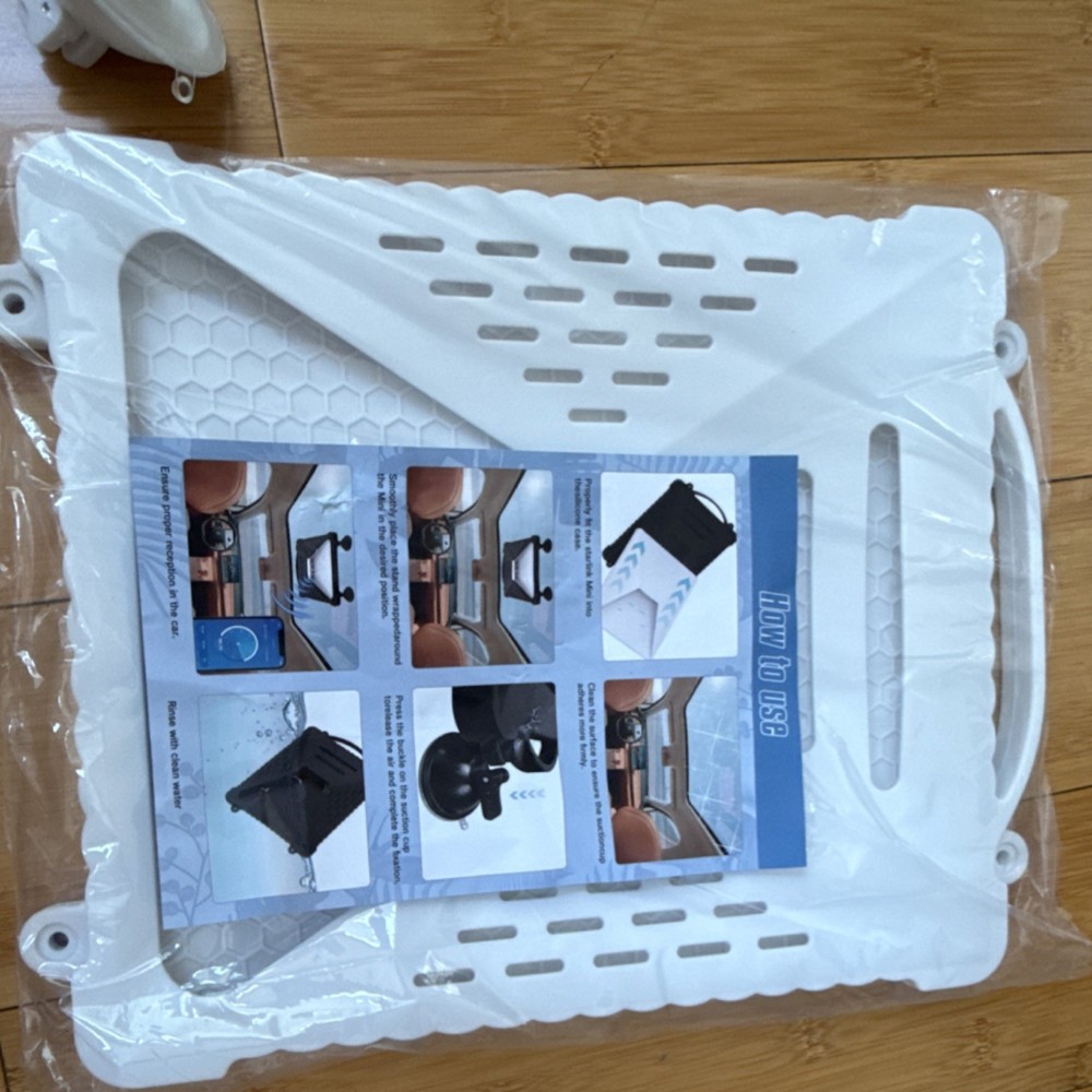 PeakDo BP4SL3V1 Network Connectivity & Mounting Bracket with Suction Mounts