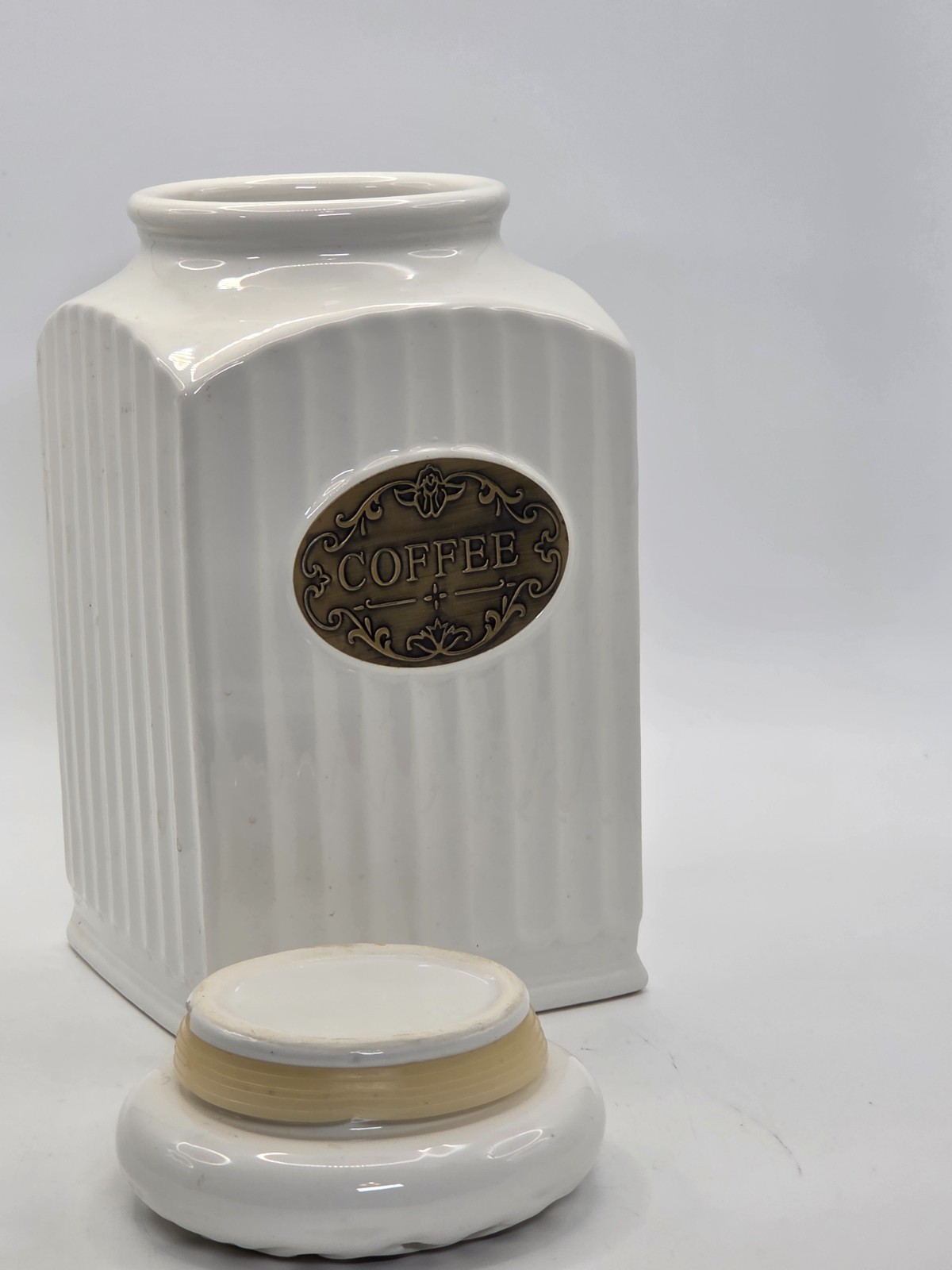 THL White Ceramic 'French Country Ripple Lattice Lid' Canister for “Coffee”