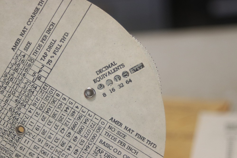 Vintage Derck's Gauge Dial Drill Sizes Threads Tapers & Angles