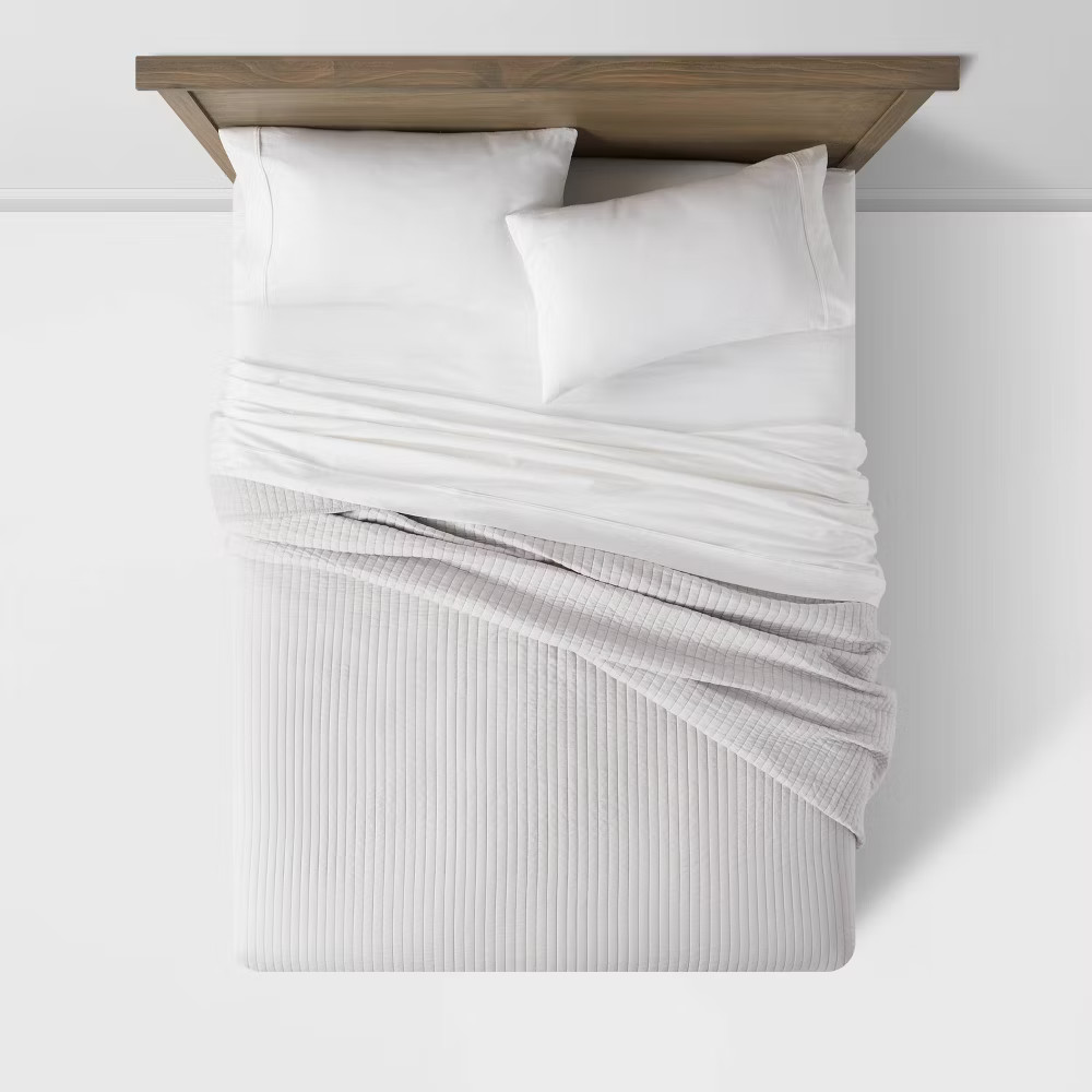 King Washed Cotton Sateen Quilt Light Gray - Threshold