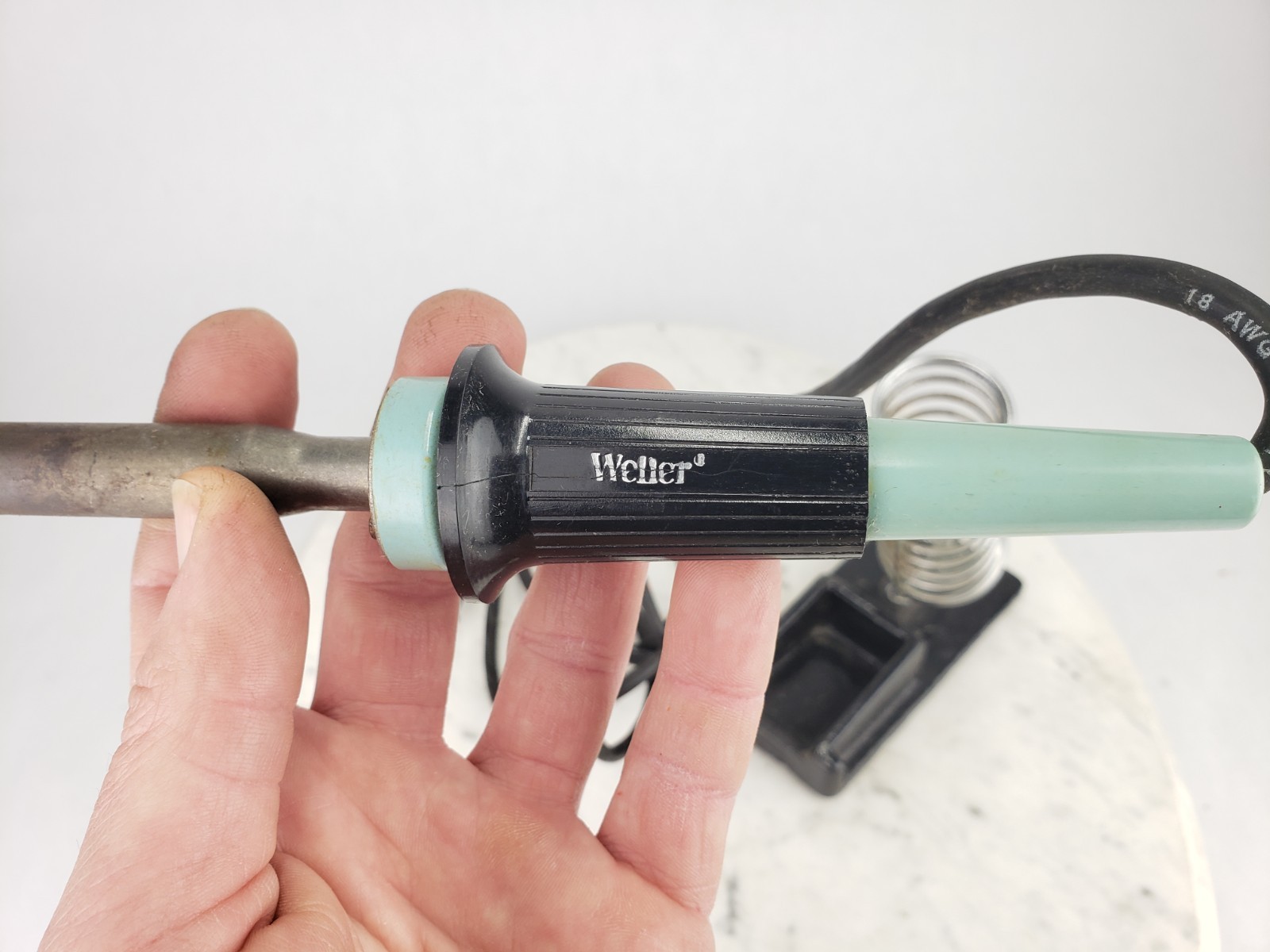 Weller W-100 100 Watt 120 Volt Heavy Duty Soldering Tips & Temperature Control