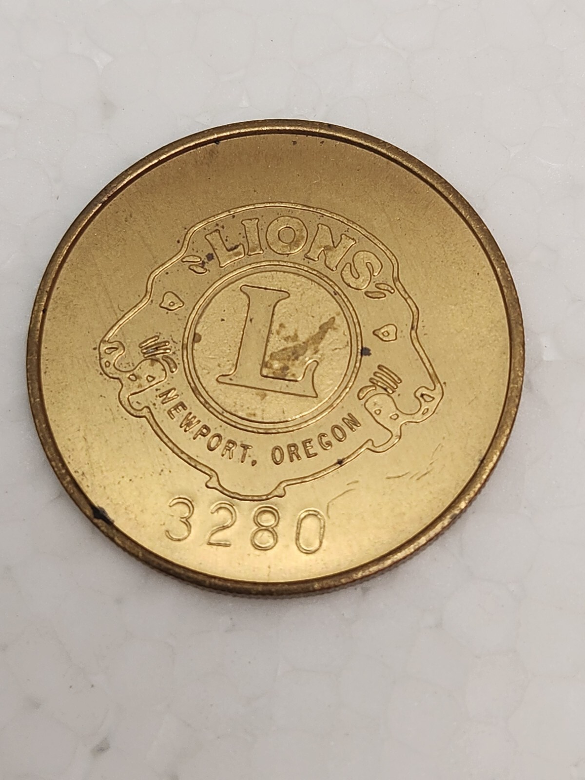 1976 Lions Newport Oregon Newport Dollar 1.5" $1.00 Commemorative Medal 3280