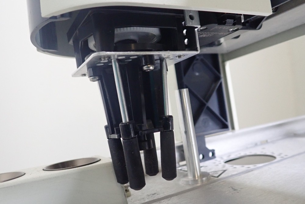 Agilent Technologies 7697A Tray