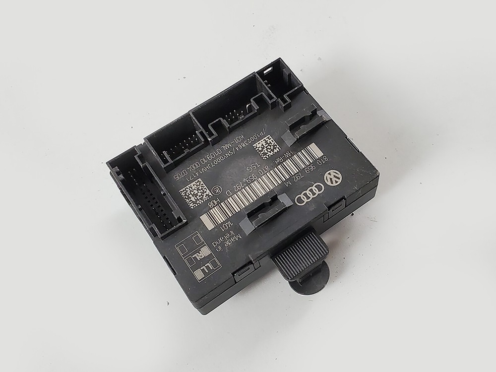2009 - 2011 Audi A4 B8 Door Computer Control Module Front Passenger Right Oem
