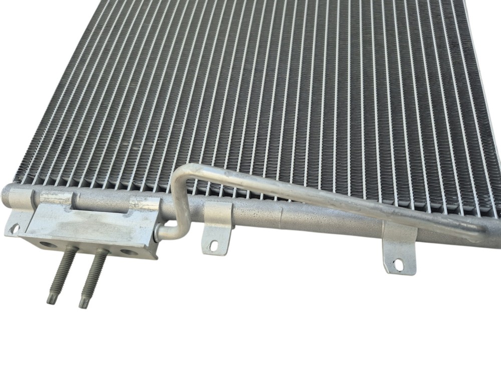 Bergstrom Condenser 1002606067