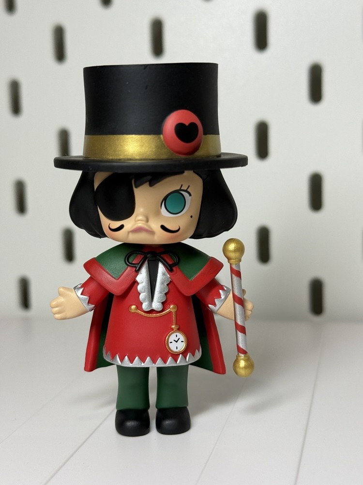 Popmart Nutcracker Molly Confirmed Figure~Uncle Drosselmeyer Black