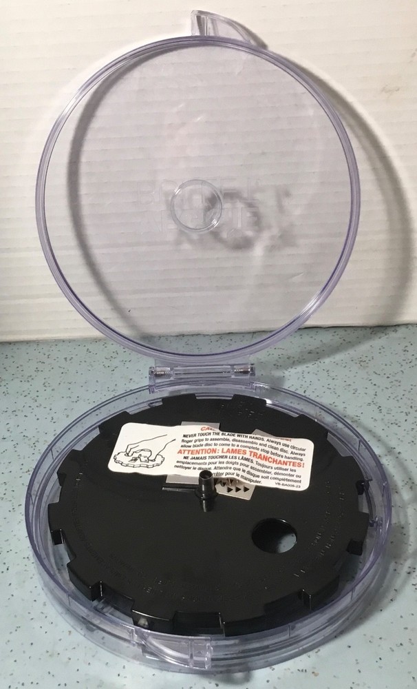 VEGGIE BULLET BLADE# 2C-SPIRALIZING w/STORAGE CASE NEVER USED