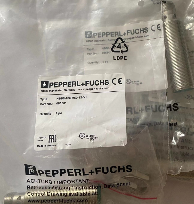 1pcs PEPPERL+FUCHS Sensor NBB8-18GM50-E2-V1