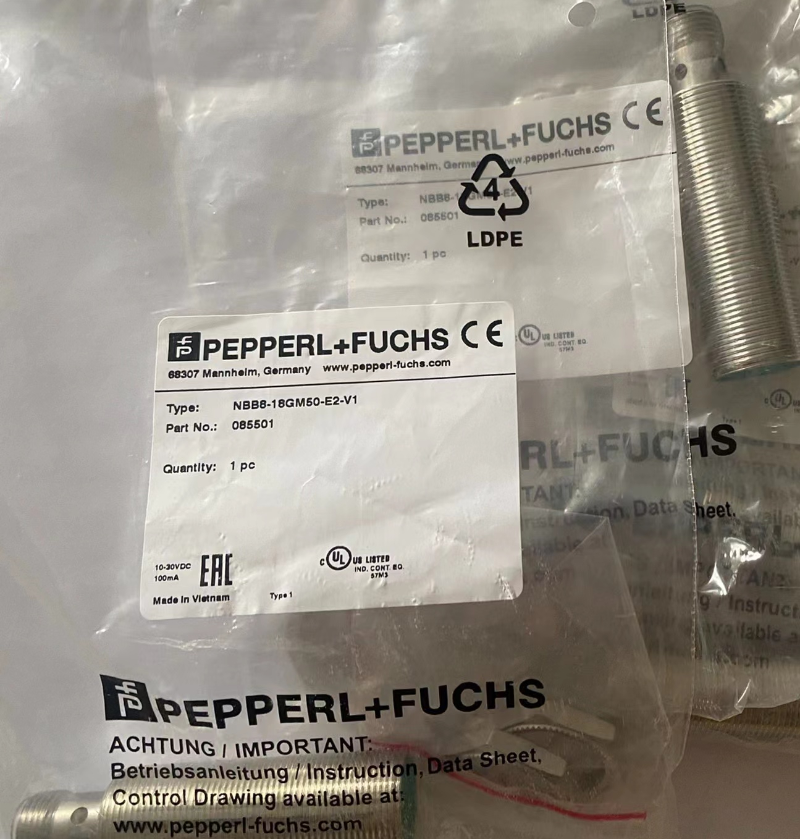 1pcs PEPPERL+FUCHS Sensor NBB8-18GM50-E2-V1