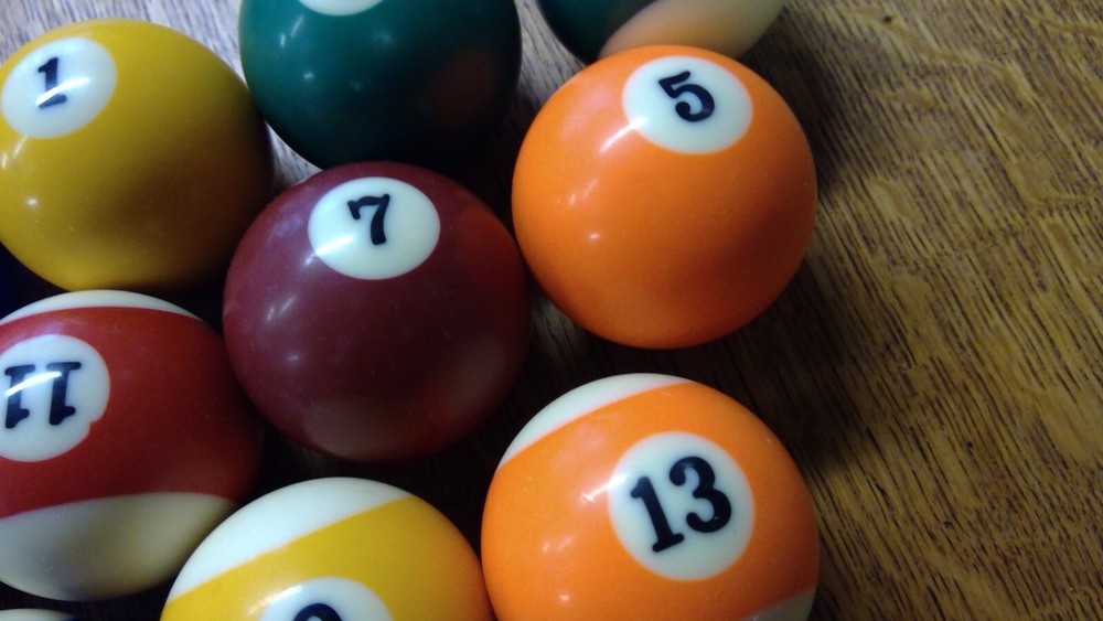 Complete Set Standard 2 1/4" Pool/Billiard Balls
