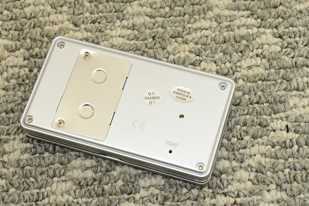 Generic Electronic Language Translator Handheld Computer - Needs New Batteries