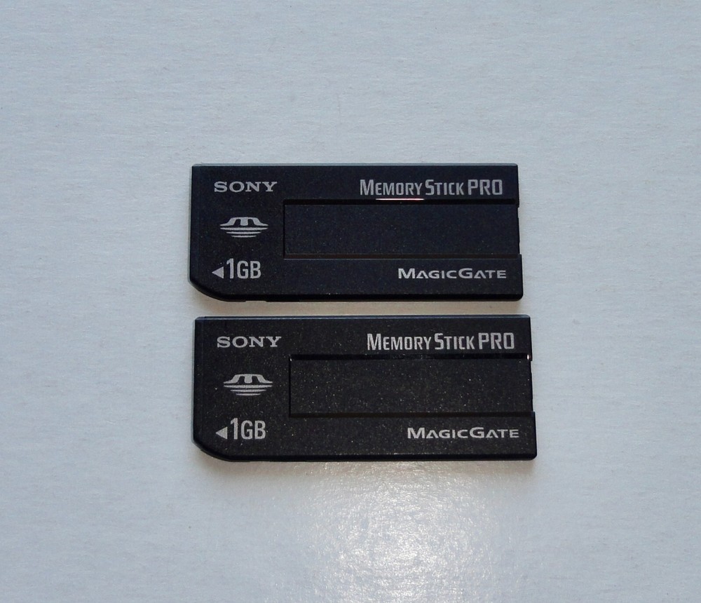 TWO NEW SONY 1GB Memory Stick MSX-1GS AUTHENTIC MagicGate
