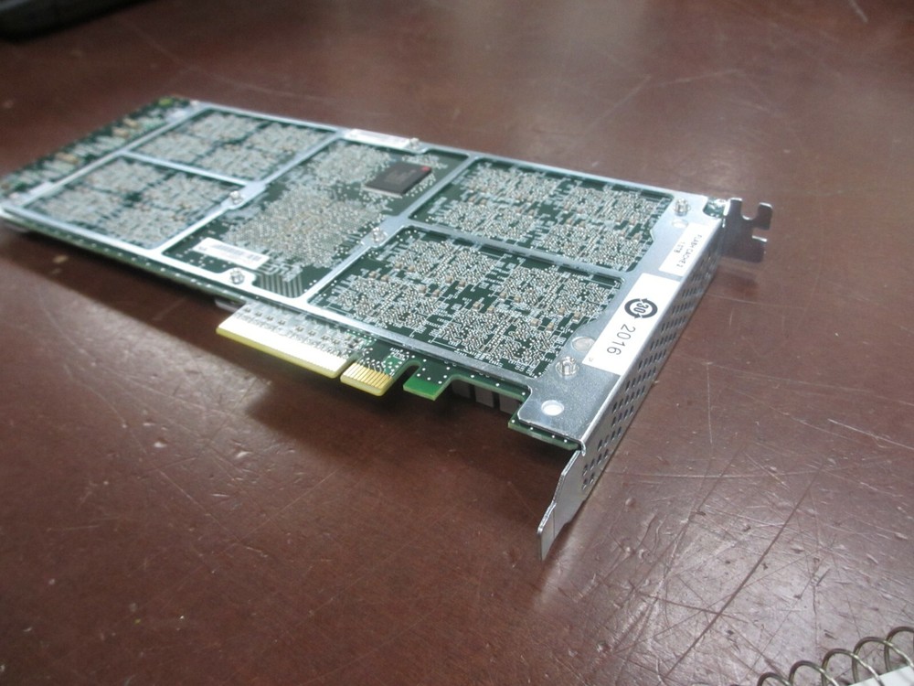 Netapp 110-00201 +C0 1Tb Flash Cache PCI Controller Card 111-00903M2 +EO