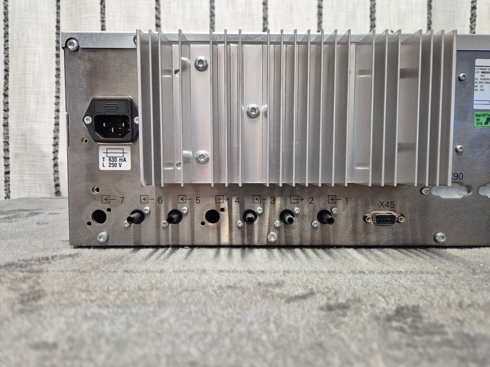 SIEMENS ULTRAMAT 23 Gas Analyzer