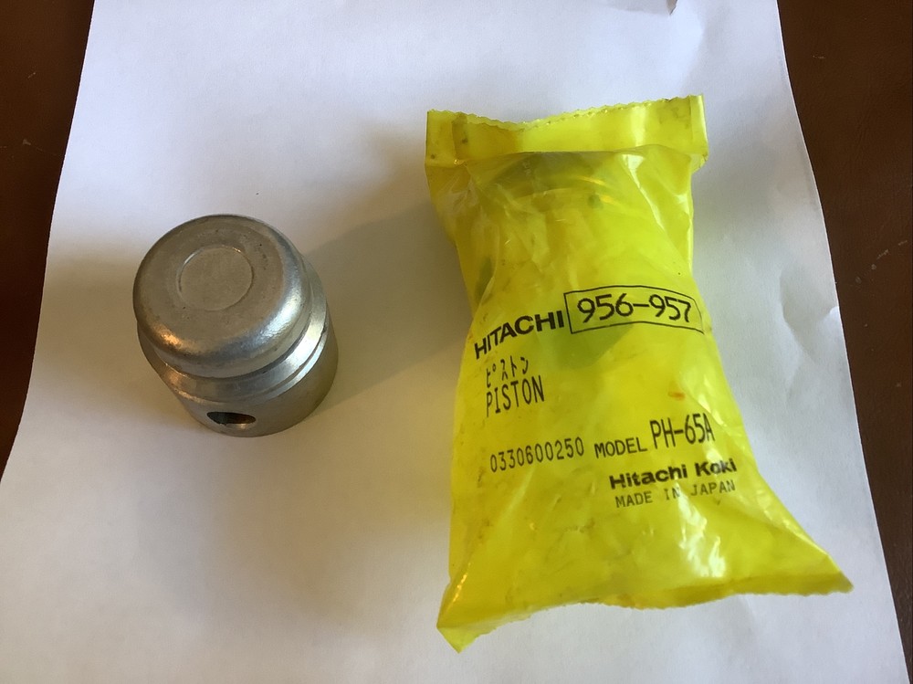 Hitachi Piston Part #956-957
