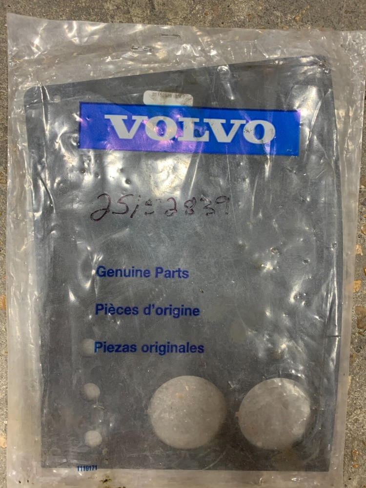 25152839 - MACK DASH PANEL - PRECUT