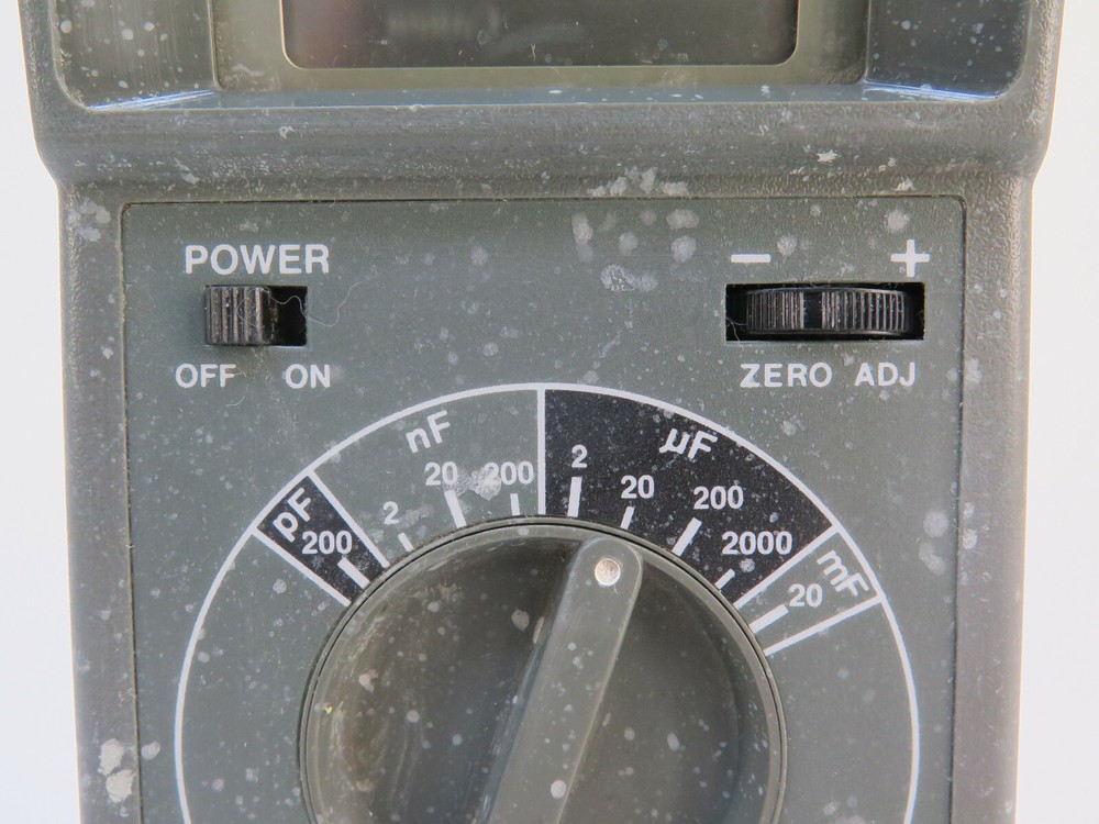 BK Precision 810A Capacitance Meter