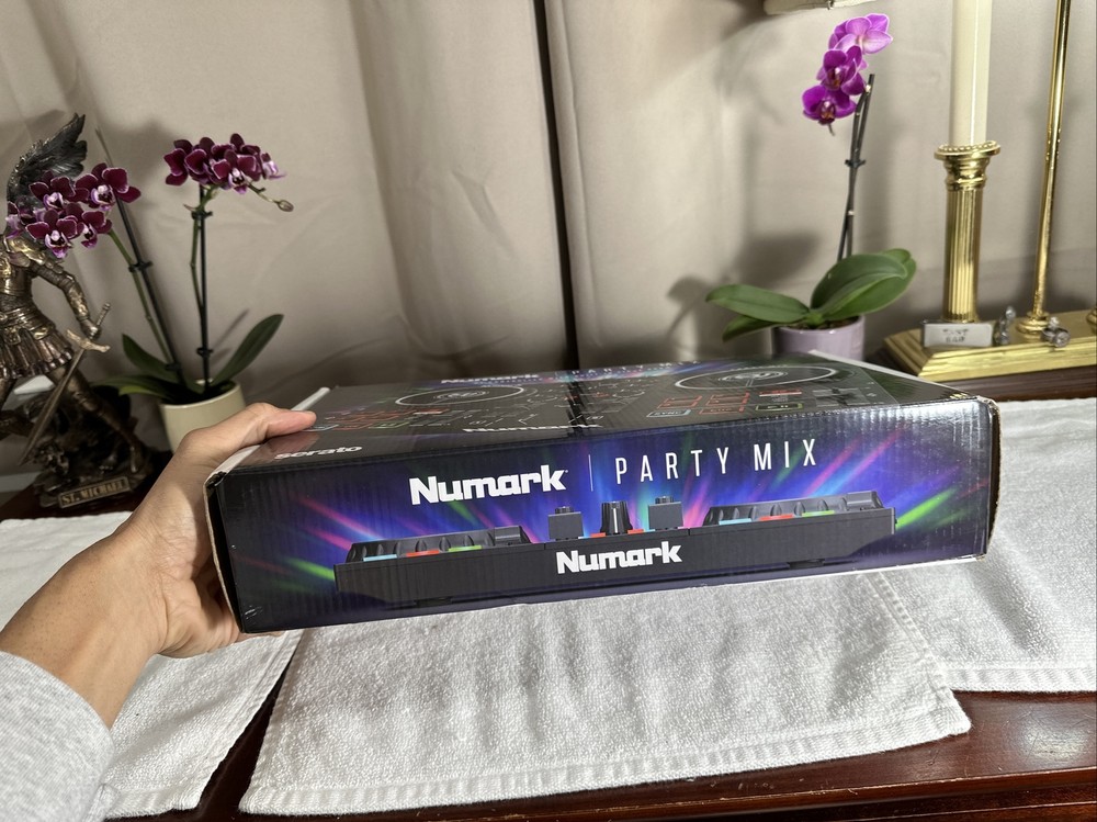 Numark Party Mix II Double Deck Controller with Party Lights NO Power Cord