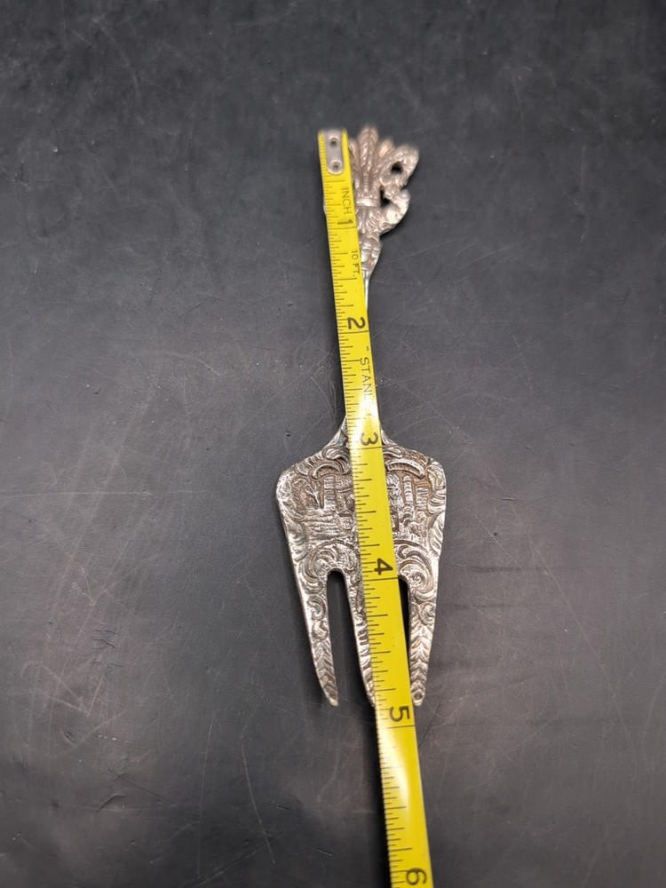 Vintage UGO BELLINI Ornate Serving Spoon & Bon Bon Fork Silver Plate Italy