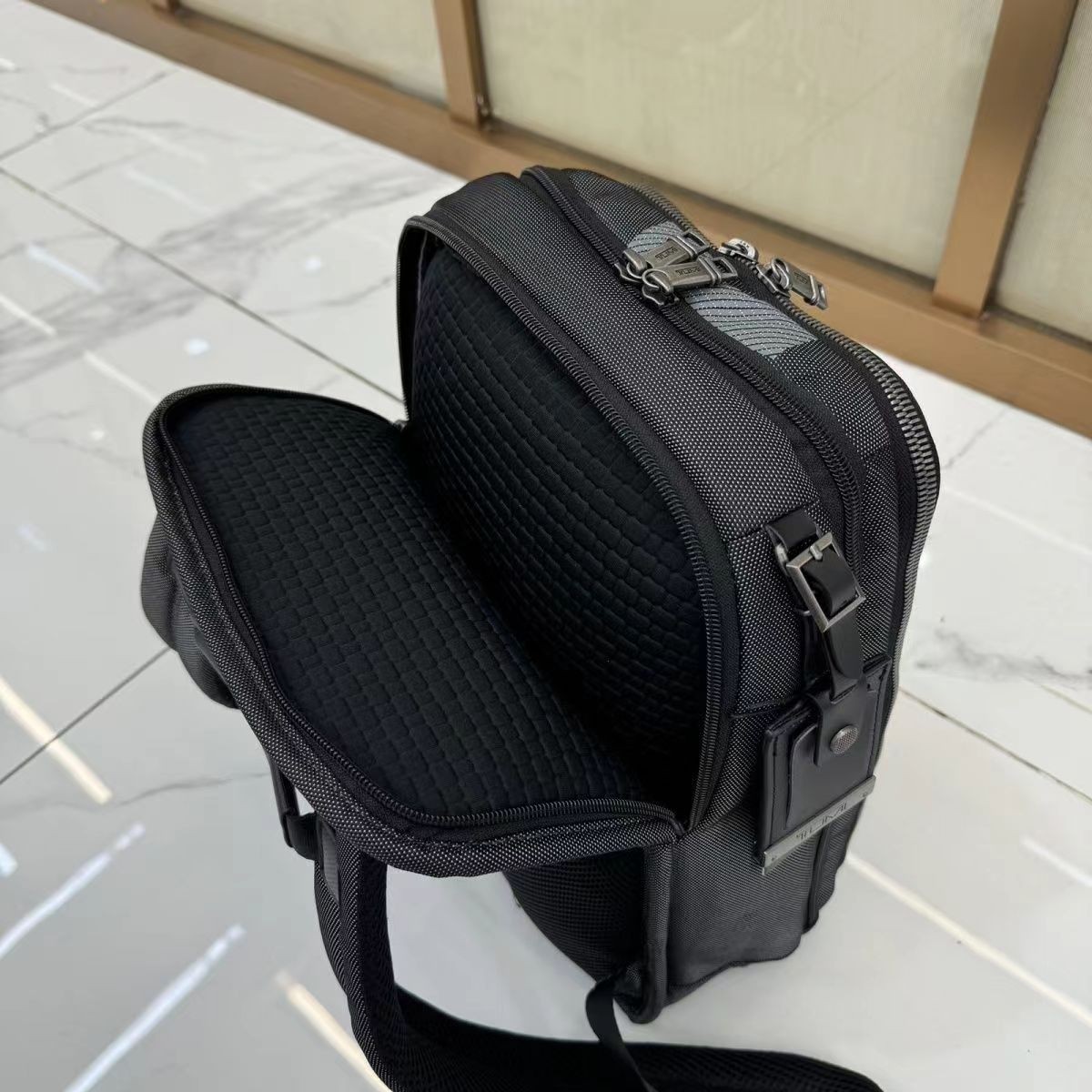 TUMI ALPHA 3 Black Gray Slim Backpack Business Nylon Bag NEW 2603581