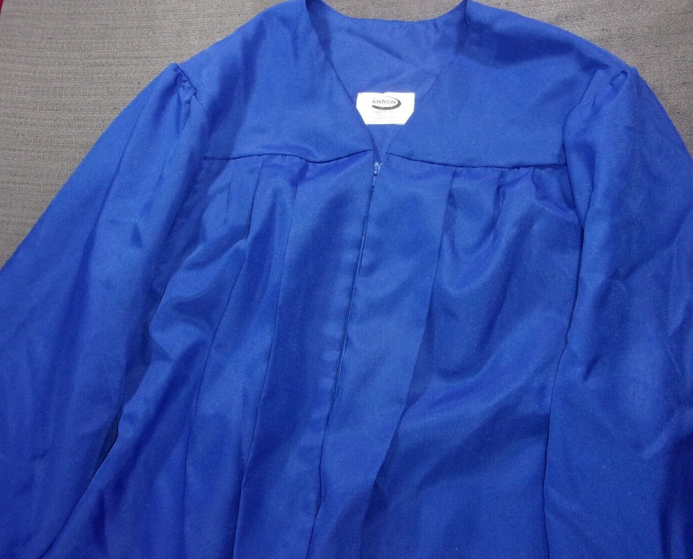 JOSTENS BLUE SIZE 5'1"- 5'3" 100% POLYESTER SCHOOL GRADUTATION GOWN