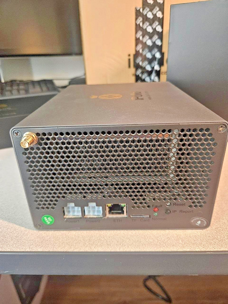 iPollo V1 Mini SE Plus 400MHs+-10%