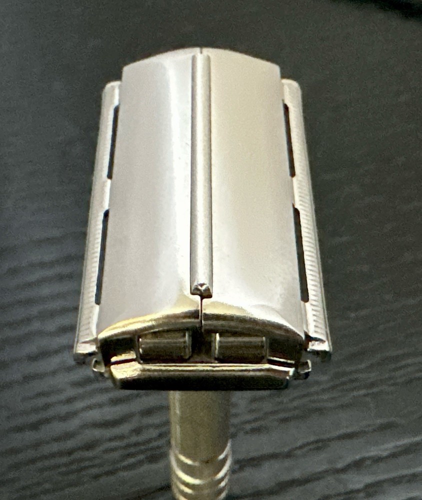 Gillette “1940’s Style”Super Speed Safety Razor**
